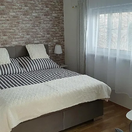 Apartment Privat *